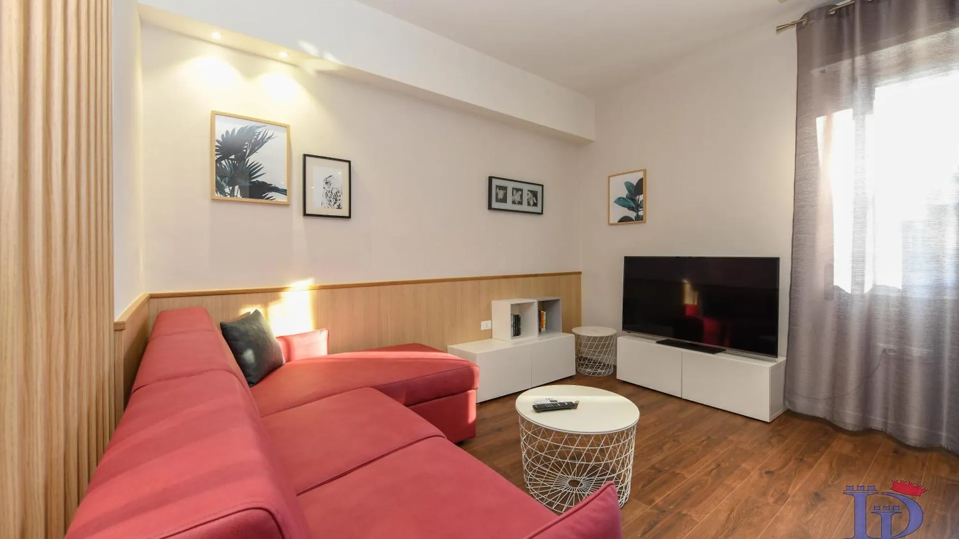 アパート Desenzanoloft Desenzanoloft Official Partner Marriott Homes & Villas - Giovanna House Lake View デセンツァーノ・デル・ガルダ